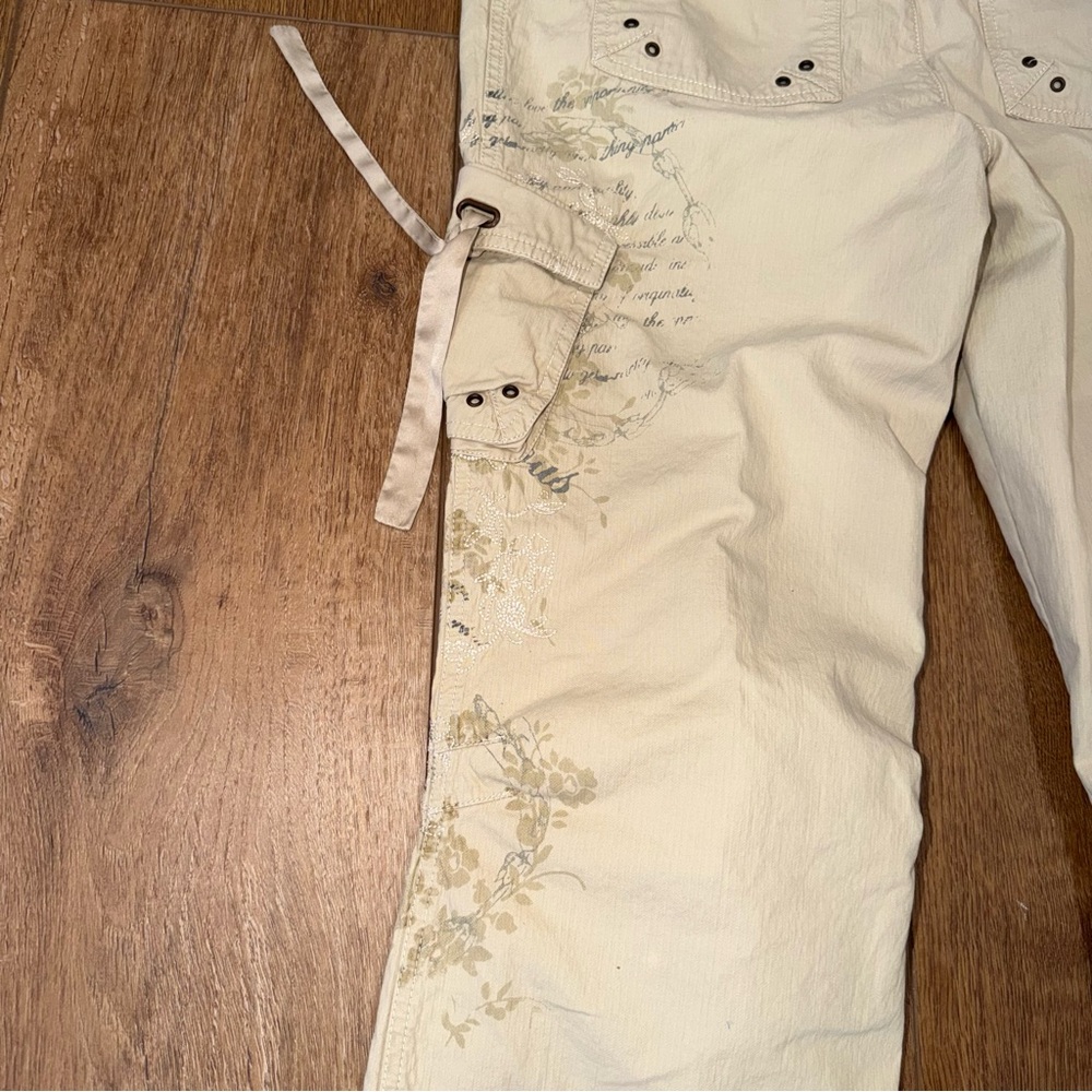 White House Black Market Embroidered Beige Cargo Pants with Side Ties Size 8 - Picture 3 of 5